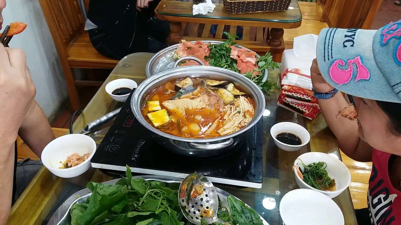 หม้อไฟปลาแซลมอน