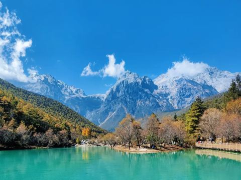 ภูเขาหิมะมังกรหยก 2569: คู่มือเที่ยวลี่เจียง กระเช้า ค่าเข้า และวิธีเดินทาง | Trip.com
