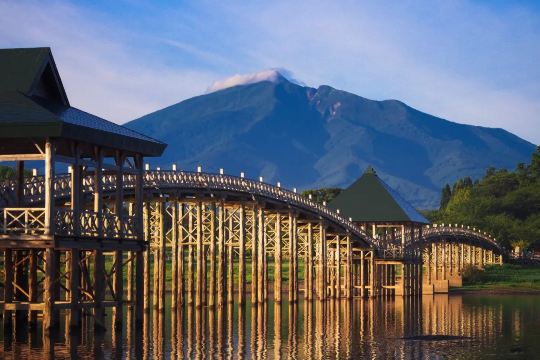 鶴之舞橋