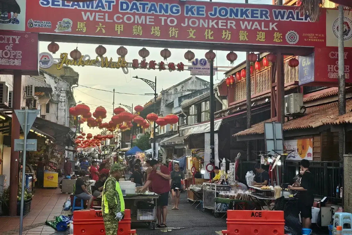 Jonker Street in the day