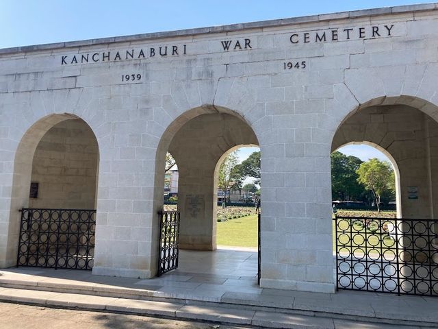 สุสานทหารสัมพันธมิตรดอนรัก