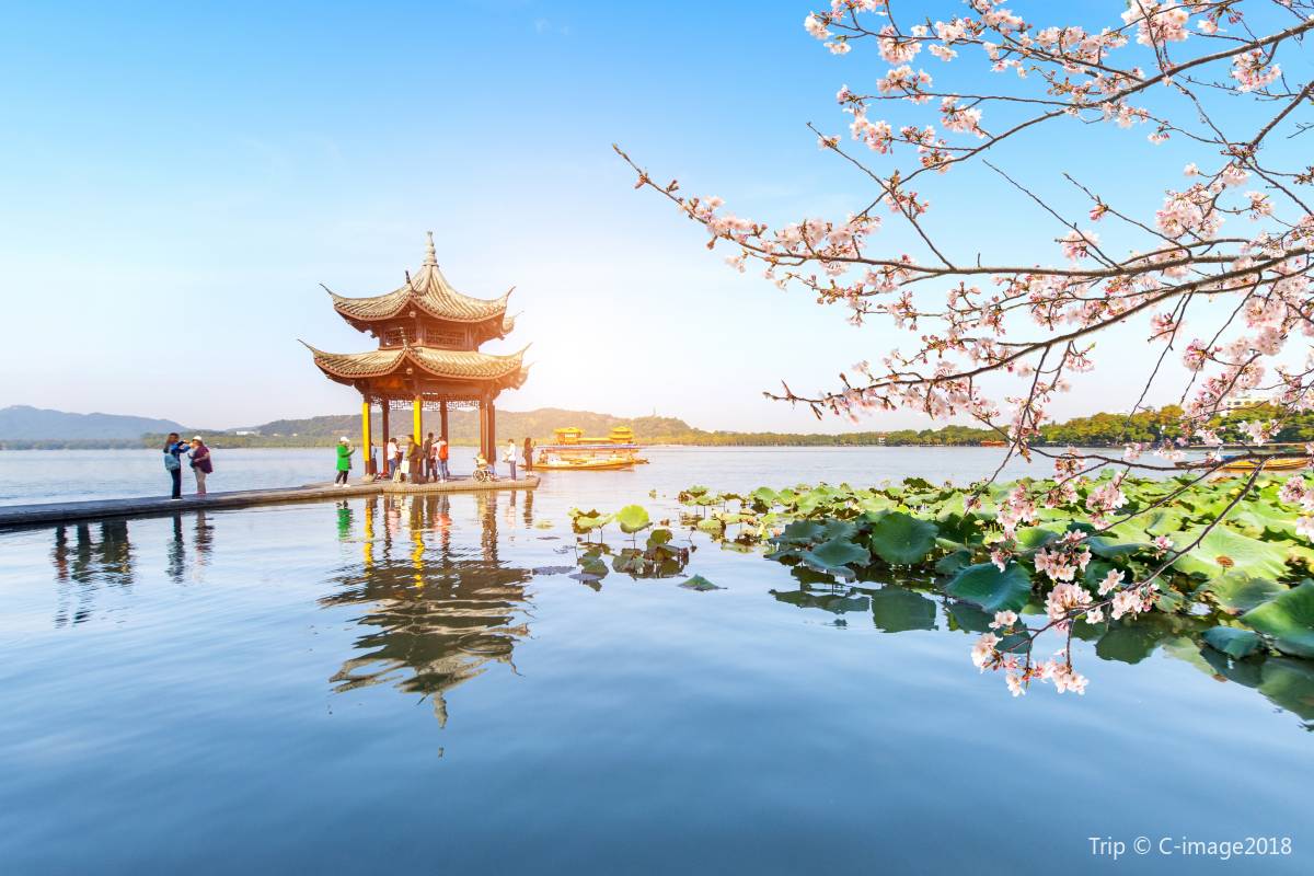 中國最美淡水湖，世界文化遺產，四季如畫。