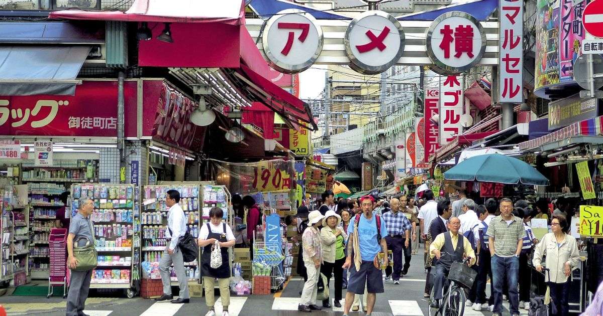 ที่พัก Ueno ใกล้สถานีรถไฟ: 10 โรงแรมแนะนำเดินทางสะดวก ราคาคุ้มค่า 2569 | Trip.com
