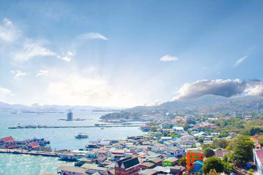 เกาะสีชัง