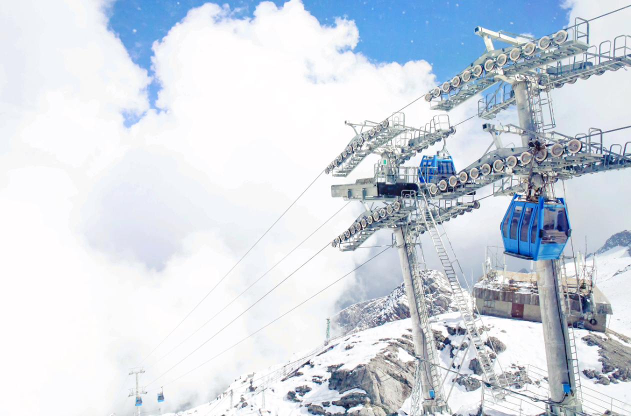  เส้นทางสายเคเบิลภูเขาหิมะมังกรหยก