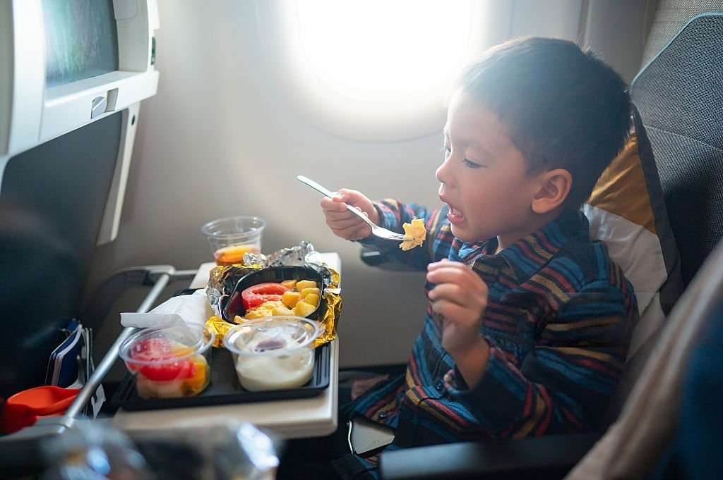 อาหารเด็กขึ้นเครื่อง