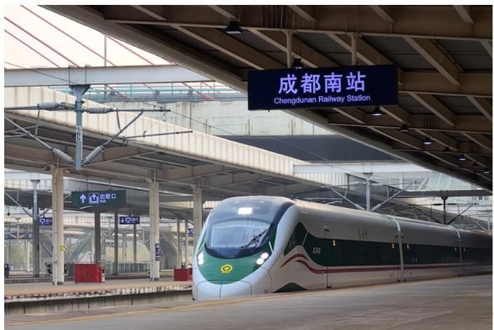 เดินทางด้วยรถไฟความเร็วสูงจากคุนหมิงไปเซี่ยงไฮ้