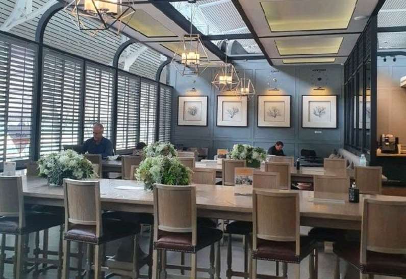 ที่นั่งในเลานจ์สนามบินภูเก็ต