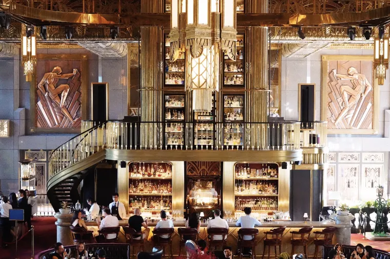 cocktail bar at Atlas