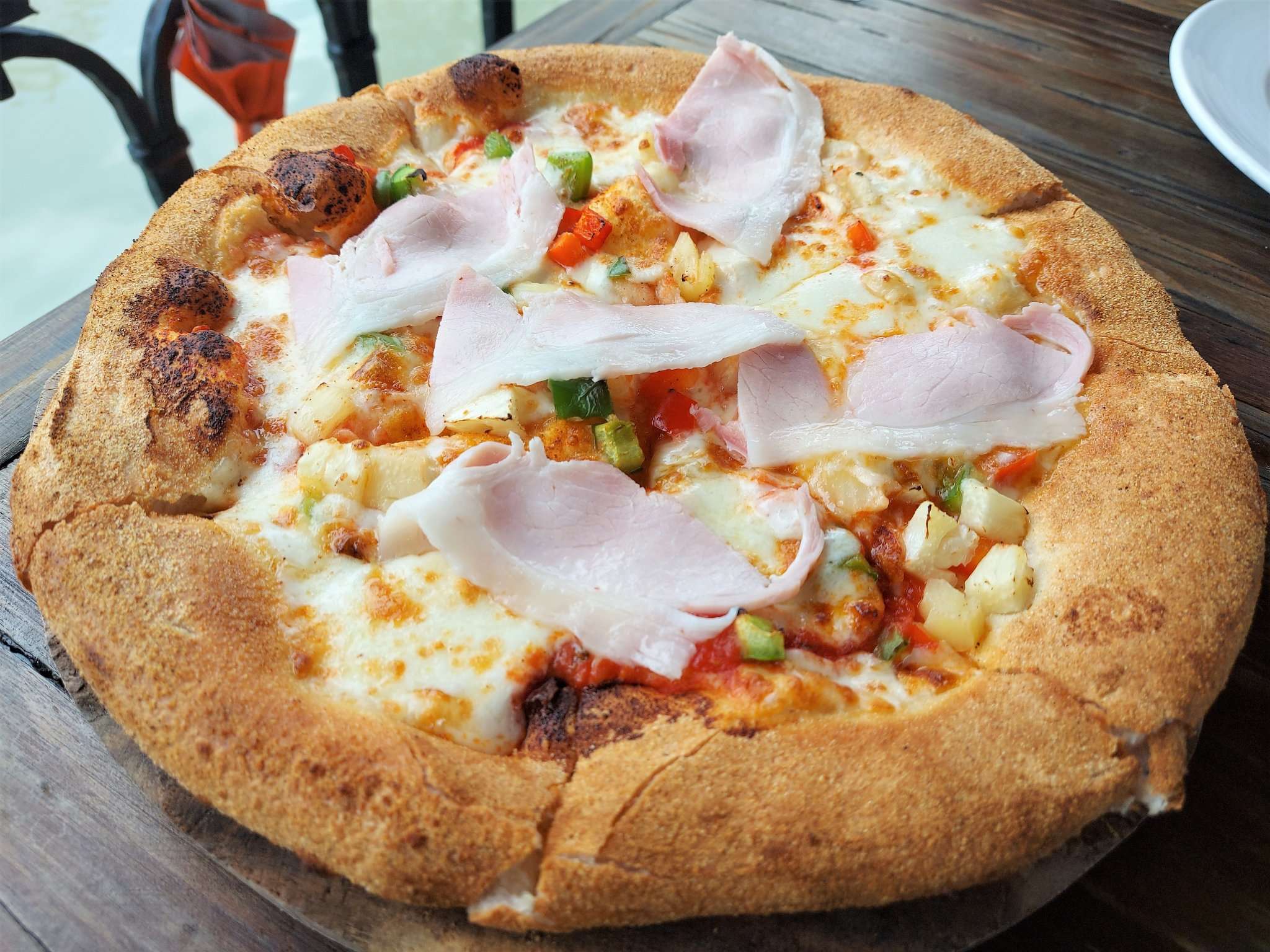 พิซซ่าฮาวาเอี้ยน