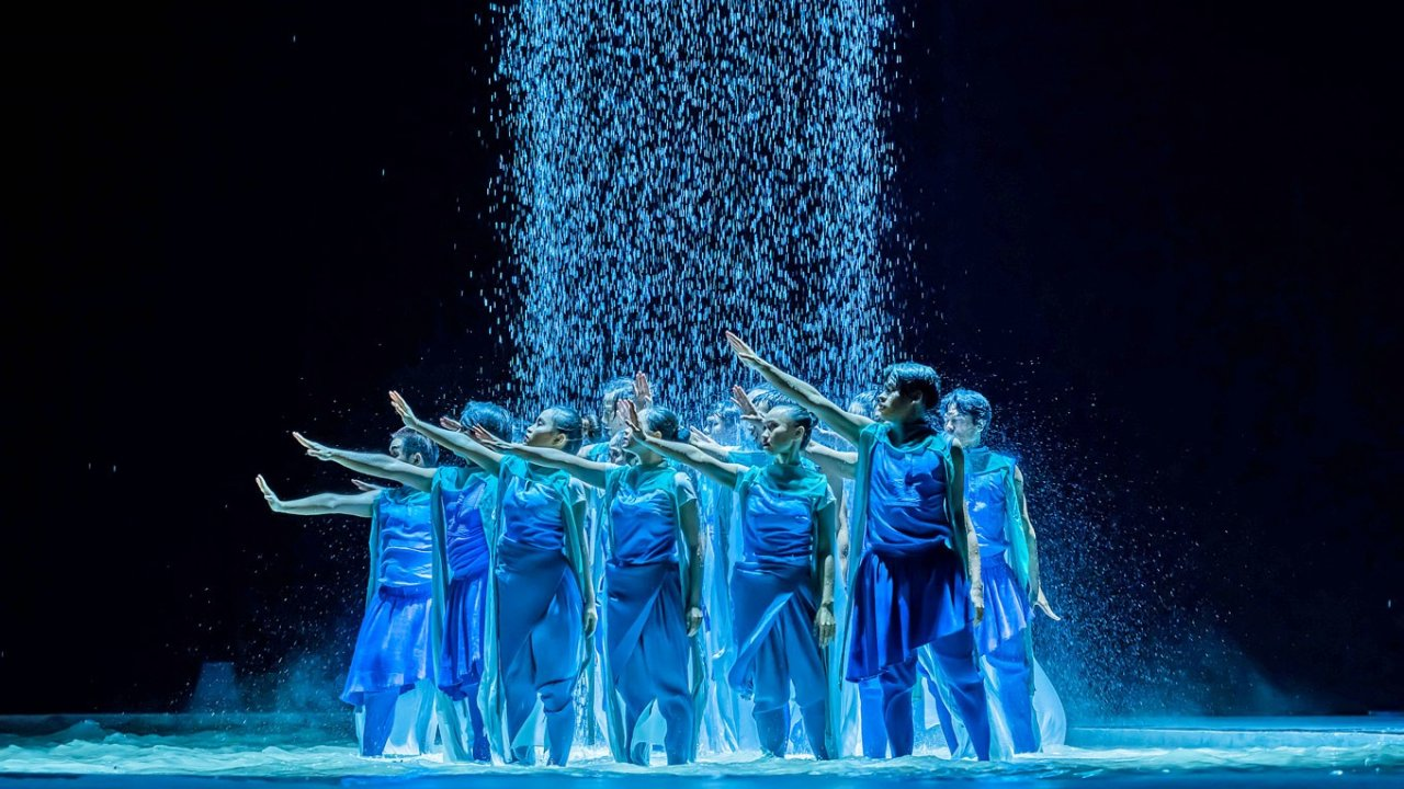 performance in the encore melaka