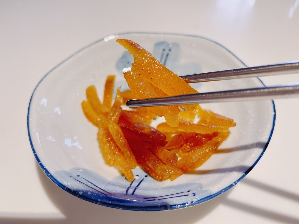 เปลือกส้มโอเผ็ด