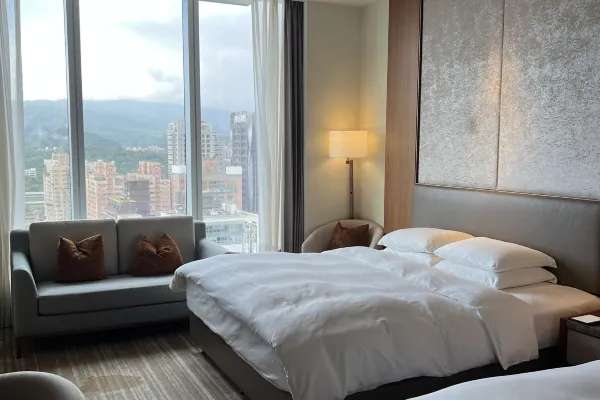 跨年住宿｜台北六福萬怡酒店