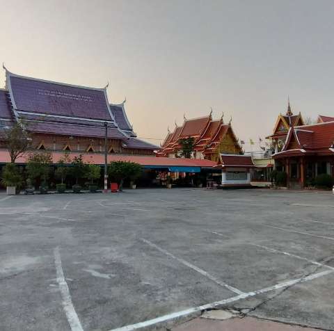 10 วัดในพิษณุโลก 2569 ต้องไปไหว้เสริมสิริมงคล พร้อมพิกัดถ่ายรูปสวย | Trip.com