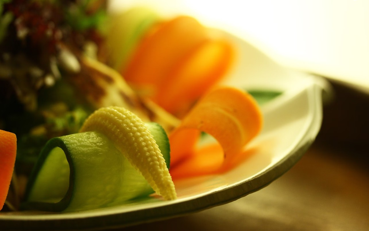 China Eastern Business Class | Food and Drink