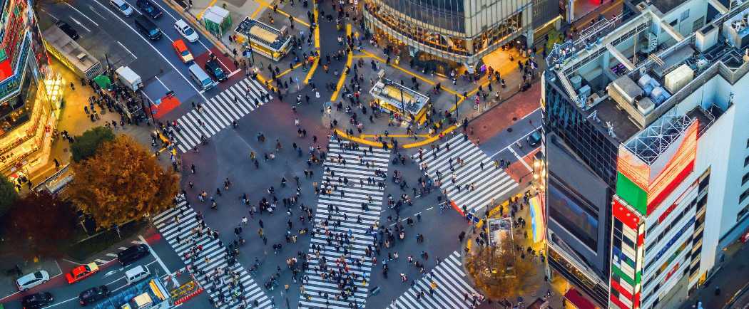 Cruce de Shibuya visto desde las alturas en Tokio