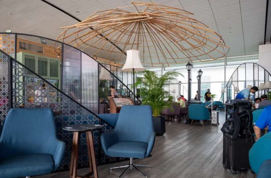 สนามบินโฮจิมินห์ (เตินเซินเญิ้ต)