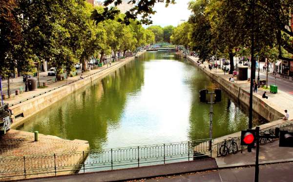 คลองแซงต์มาร์แตง (Canal Saint-Martin)
