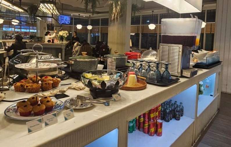 ไลน์ของหวานในเลานจ์สนามบินภูเก็ต