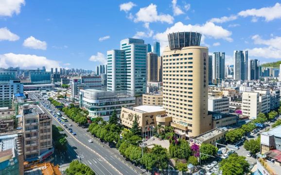 สนามบินคุนหมิงไปสถานีรถไฟ 2569: เมโทร บัส แท็กซี่ พร้อมเวลาและค่าโดยสาร | Trip.com