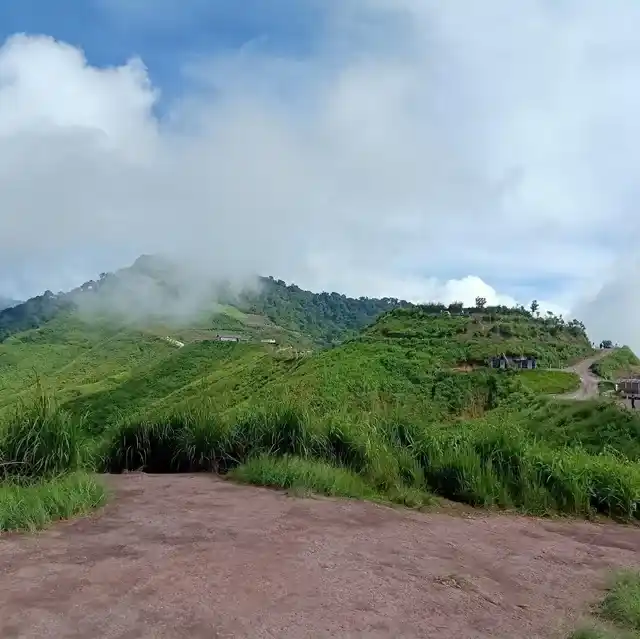 ผาหัวสิงห์