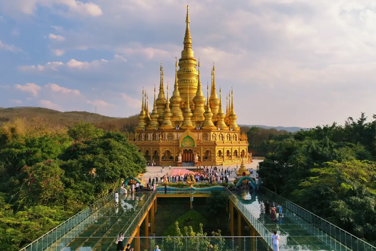 วัดพระใหญ่สิบสองปันนา