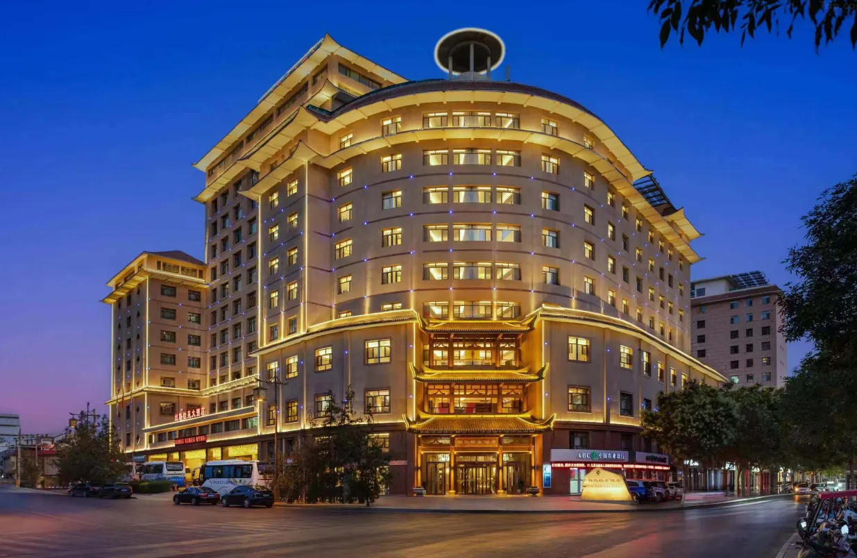 Dunhuang Silk Road Yijun Hotel