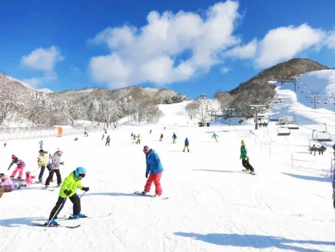 Gransnow Okuibuki (Shiga) 