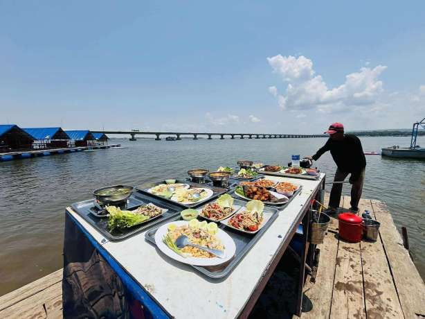 แพล่องกู๊ดวิว