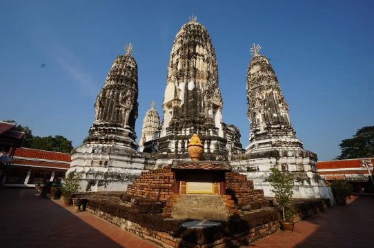 วัดมหาธาตุวรวิหาร – วัดคู่เมืองราชบุรี