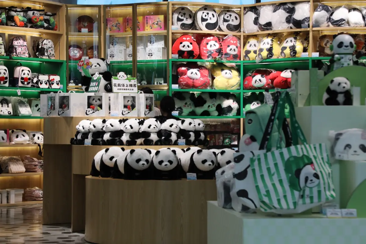 Chengdu Panda Base - Must-Buy Souvenirs