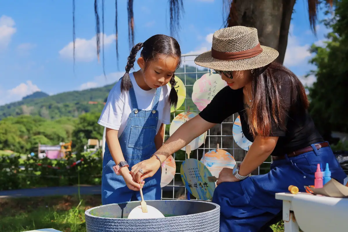廣深港高鐵, 景點, 光明農場大觀園