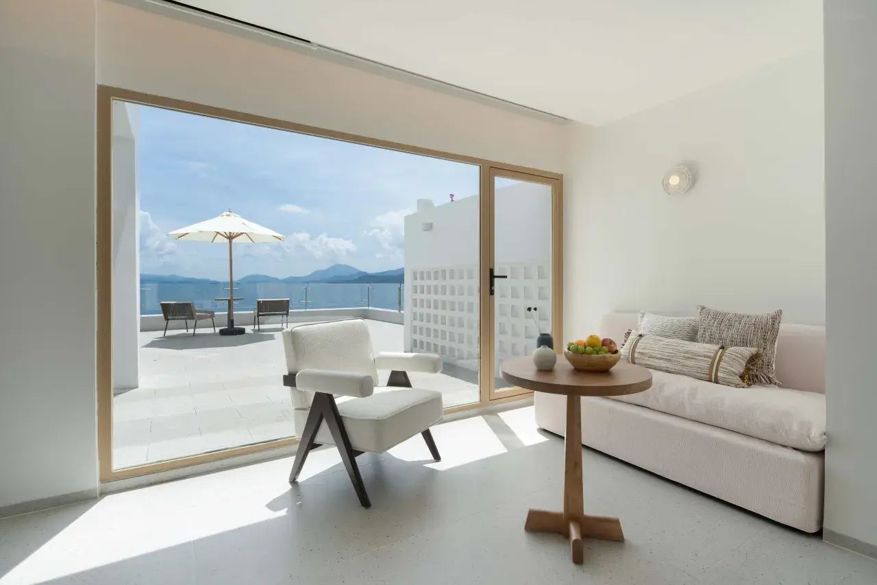 深圳官湖祕野礁石海景酒店