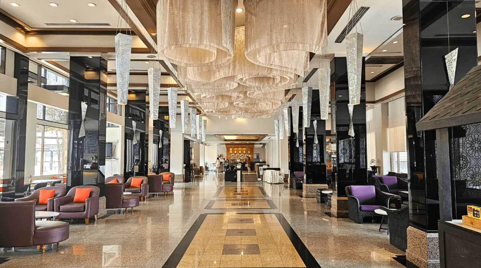 โรงแรมสองพันบุรี