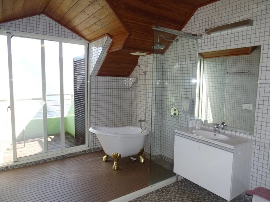 武陵農場住宿｜日光青境民宿