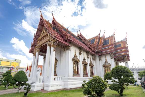 วัดอมรินทราราม (วัดตาล) – วัดโบราณใจกลางเมืองราชบุรี