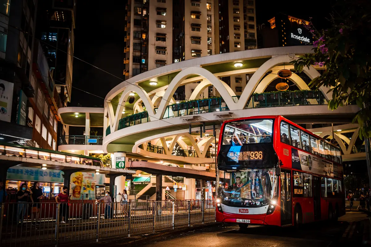 night scene at Causeway Bay