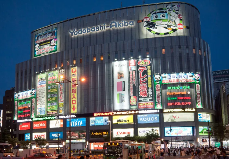 ヨドバシAkiba（ヨドバシカメラ）友都八喜