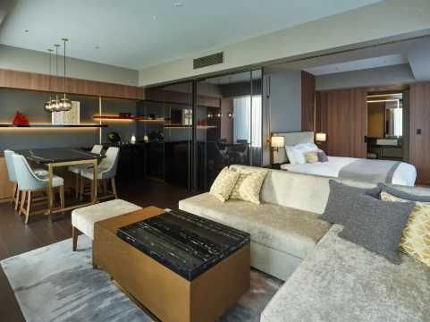โรงแรมมิตซุยการ์เด้น รปปงหงิ โตเกียว พรีเมียร์ (Mitsui Garden Hotel Roppongi Tokyo Premier)