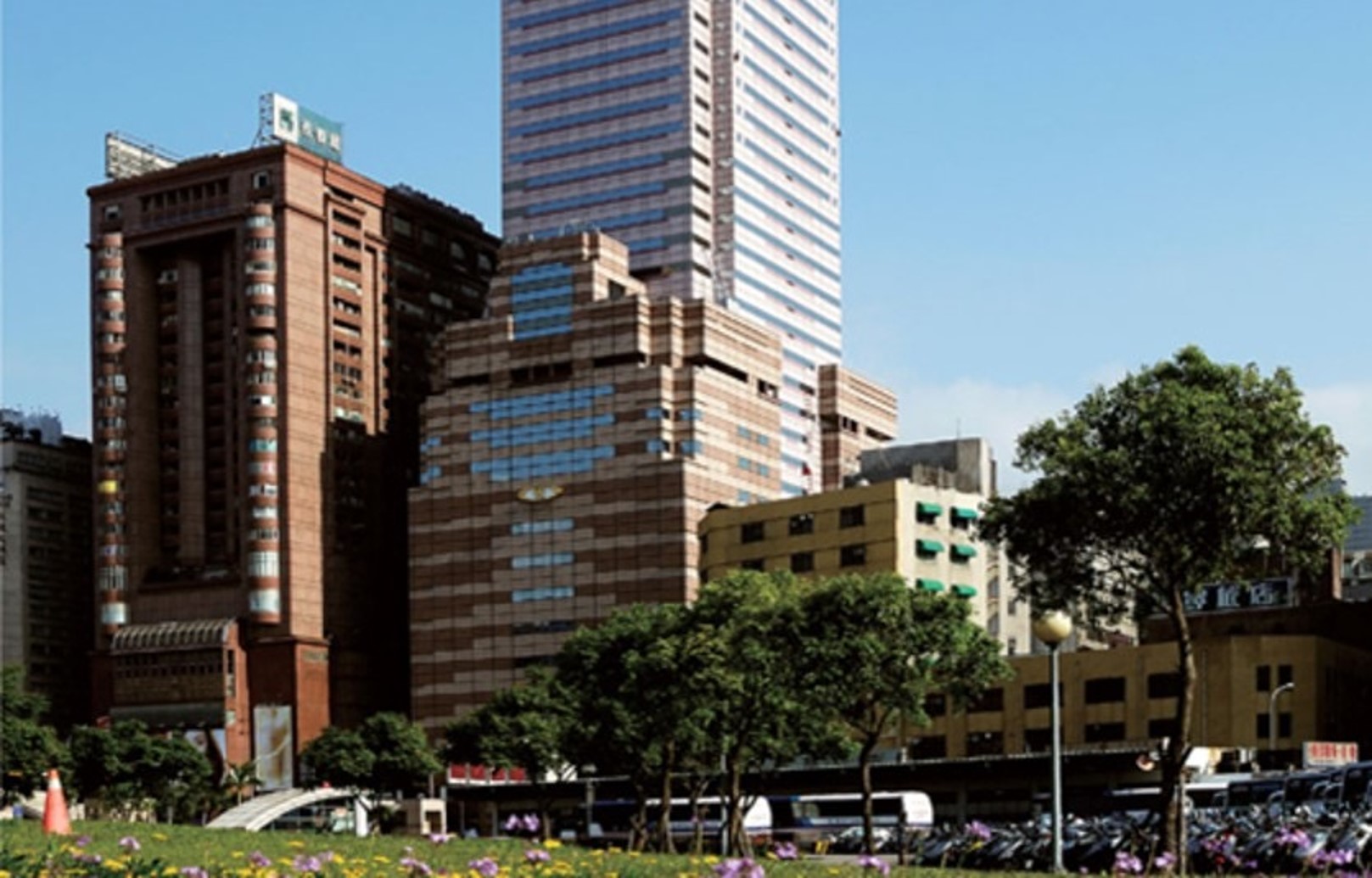 新光三越台北站前店