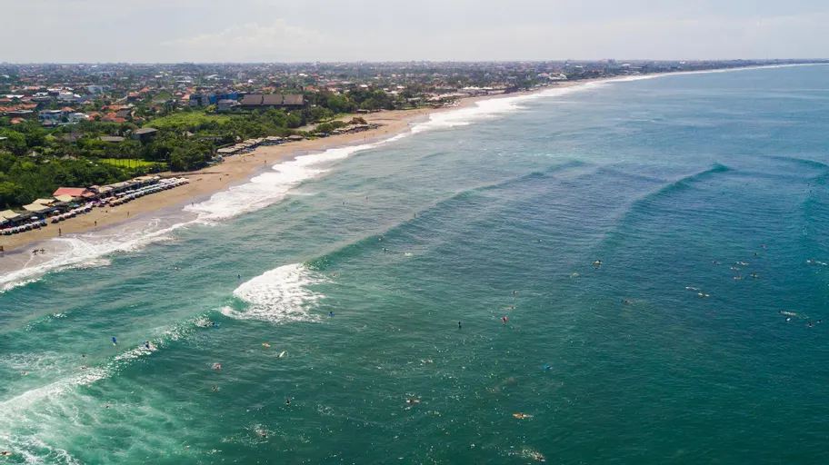 발리 해변 짱구 비치