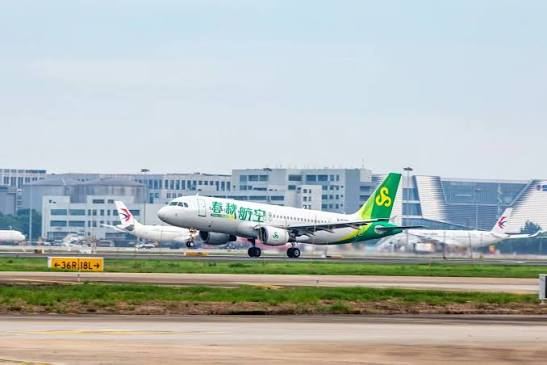 เครื่องบิน Spring Airlines