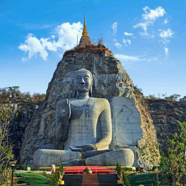 10 วัดในสุพรรณบุรี ไหว้พระขอพร ชมวัดสวยใกล้กรุงเทพฯ ฉบับอัปเดต 2569 | Trip.com