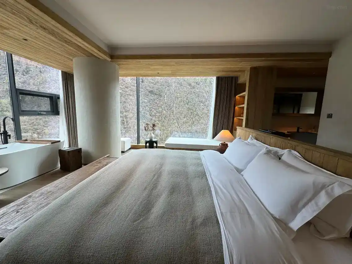 Siguniangshan Xingshan Yueying B&B-2