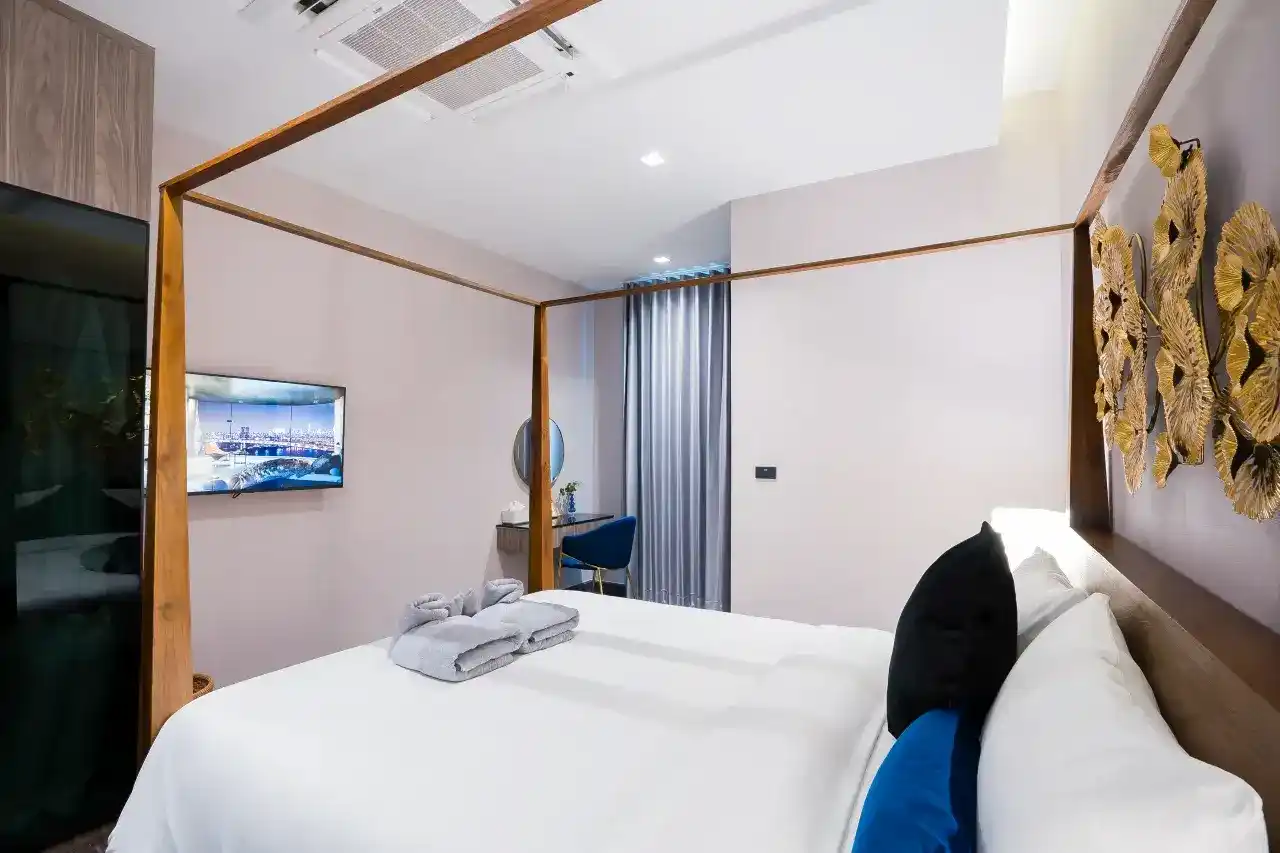 Moon 5-Bedroom Luxury Pool Villa-1