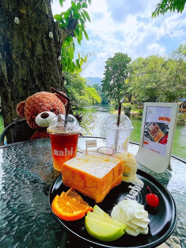 Nabi Cafe นาบีคาเฟ่ ในนาน่ารีสอร์ท แก่งกระจาน (Nana Resort Kaengkrachan)