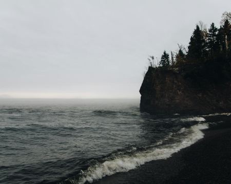 North Shore Waterfalls and Beaches Loop