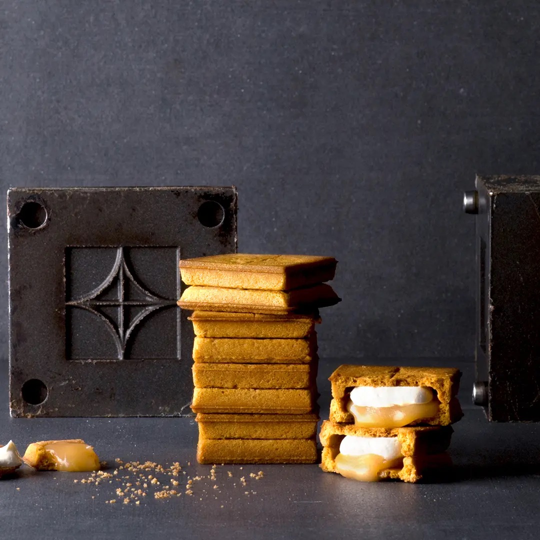 PRESS BUTTER SAND