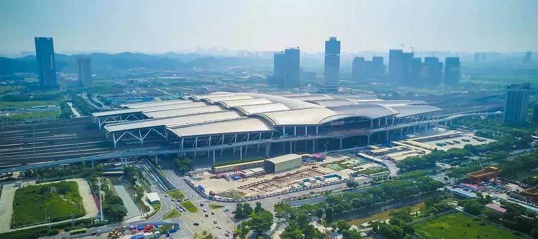 สถานีรถไฟกวางโจวใต้ (Guangzhou South Railway Station)