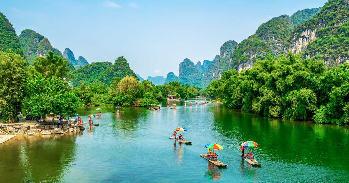Fiume Yulong in zattera di bambù_Yangshuo